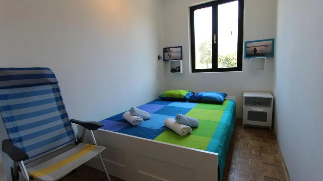 Apartment Gita Malinska