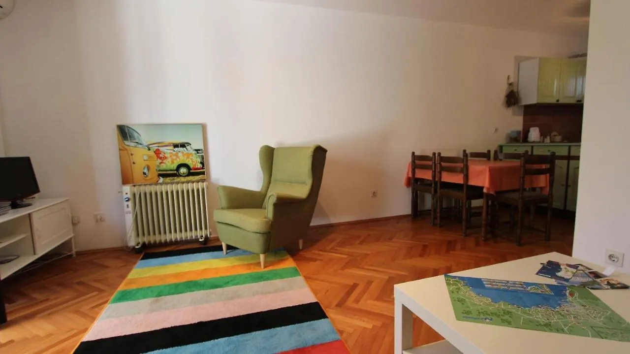 Apartment Gita Malinska